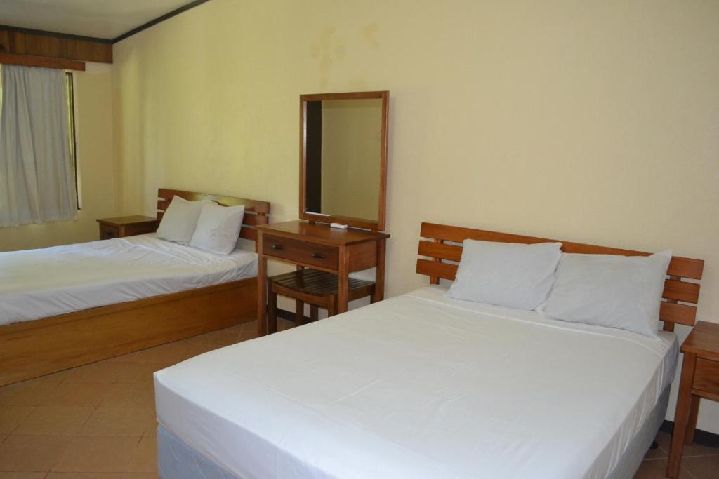 ราตู คีนี แบ๊คแพคเกอร์ แอนด์ ไดฟ์ รีสอร์ต Hotel เกาะมานา ห้อง รูปภาพ